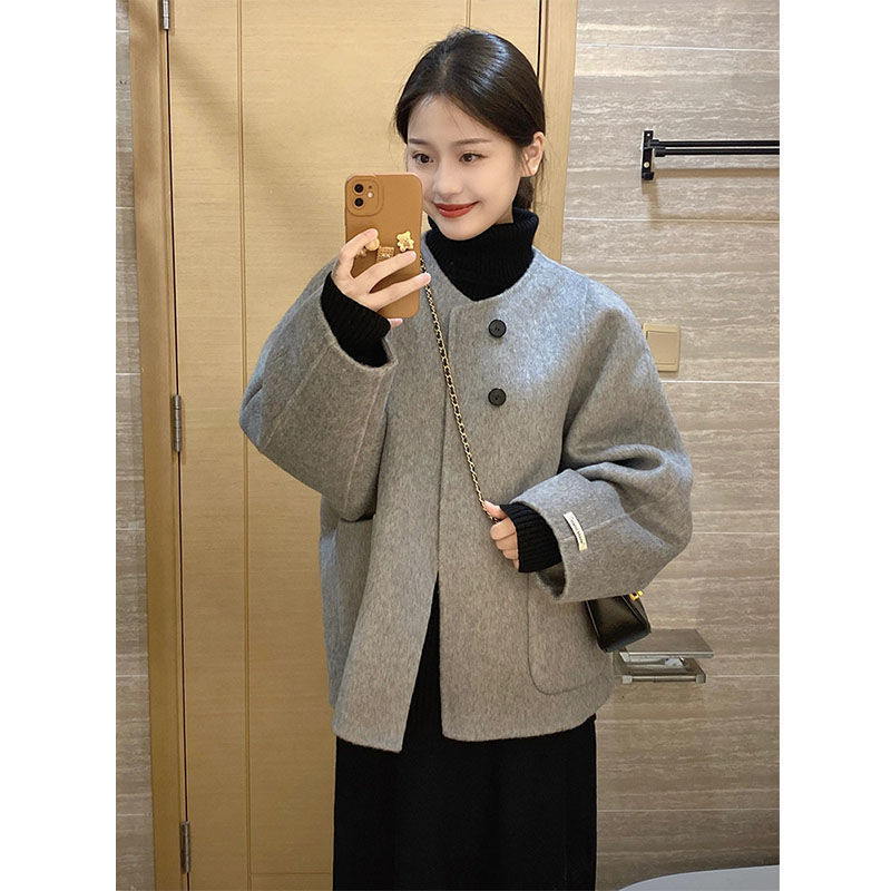 Hepburn Style Gray Woolen Coat For Women